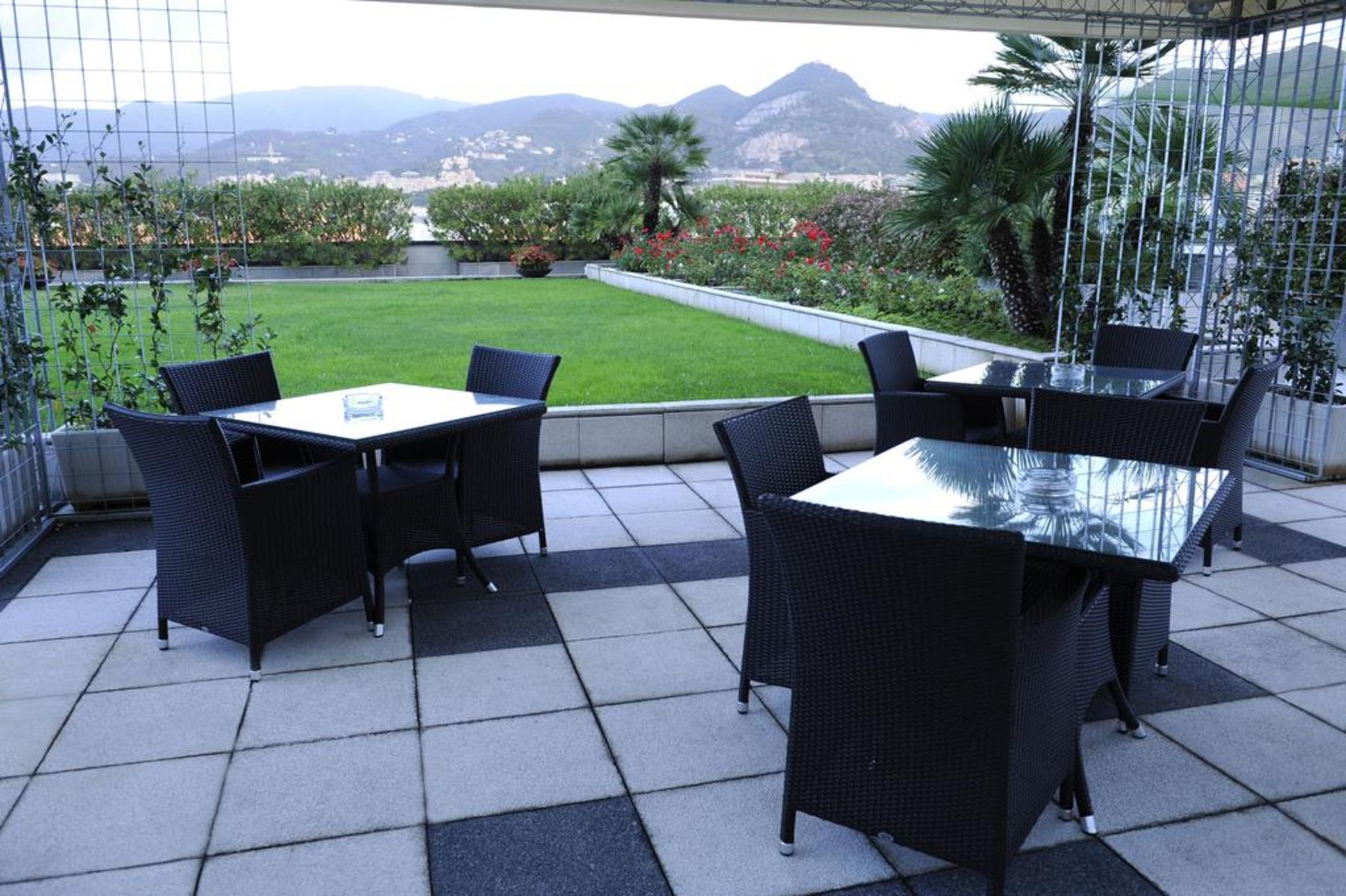 Tower Airport - & Conference Center Hotel 4*