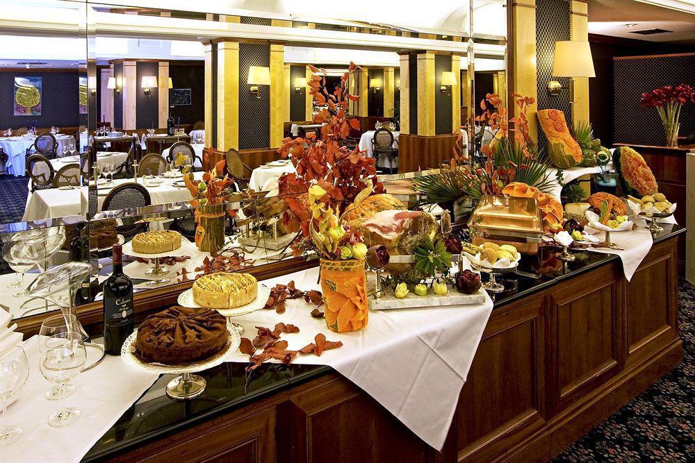 Tower Airport - & Conference Center 4*